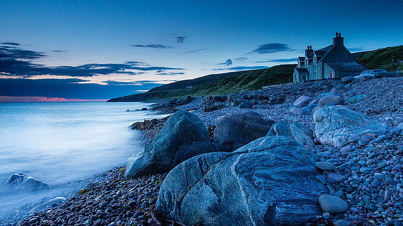 blue grey rocky seashore at twilight, rocks, shore, house, twilight, sea, mist, HD wallpaper