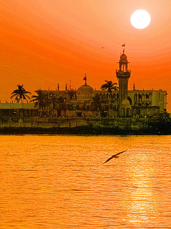 Mumbai's Haji Ali Dargah to remain closed Coronavirus Outbreak । मुंबई में  हाजी अली दरगाह बंद की गई - India TV Hindi