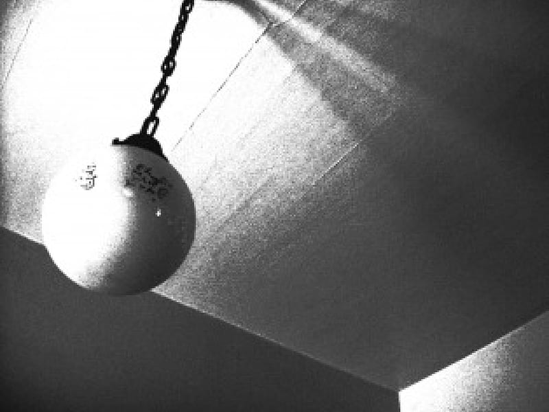 Ball and Chain, lamp, dark, black and white, bright, light, HD wallpaper