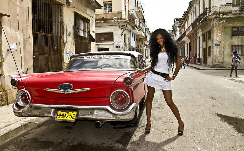 Cuban Car and Gorgeous Cuban Model, Ford, Brunette, carros, Model, Cuba, HD wallpaper