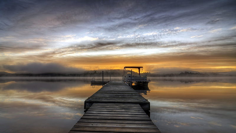 boat docks on a lake in morning, boat, dock, sunrise, clouds, lake, fog, HD wallpaper