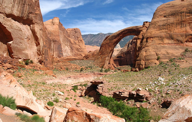 Arch in Utah, rock, formation, bonito, clouds, valley, skies, arch, deserts, nature, blue, HD wallpaper