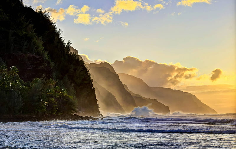 Kee Beach Sunset - Na Pali Coastline - North Coast - Kauai - Hawaii, twlight, shore, sun, dusk, bonito, sunset, sea, jurassic park, evening, north, exotic, islands, ocean, hawaii, kee beach, set, na pali, paradise, coastline, island, tropical, kauai, coast, HD wallpaper