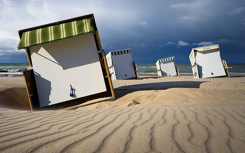 Beach after Storm, sea, sand, Germany, beach, huts, HD wallpaper