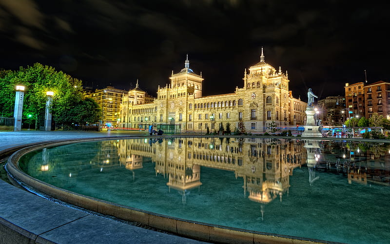 Valladolid,Spain, architecture, colorful, house, monuments, bonito, clouds, lights, spain, leaves, city, statue, green, people, beauty, valladolid, reflection, night, museum, fountain, lovely, view, houses, buildings, colors, sky, trees, water, peaceful, nature, HD wallpaper