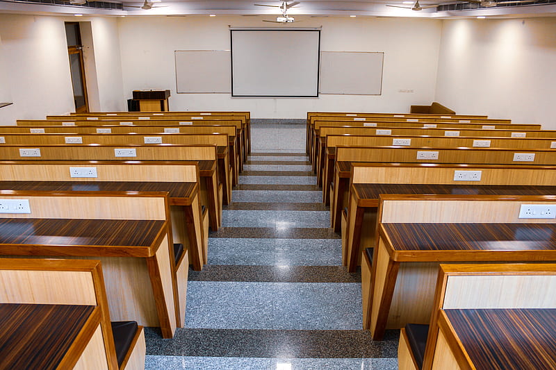 stucture, hardwood, conference hall, conference room, class, desk, HD wallpaper