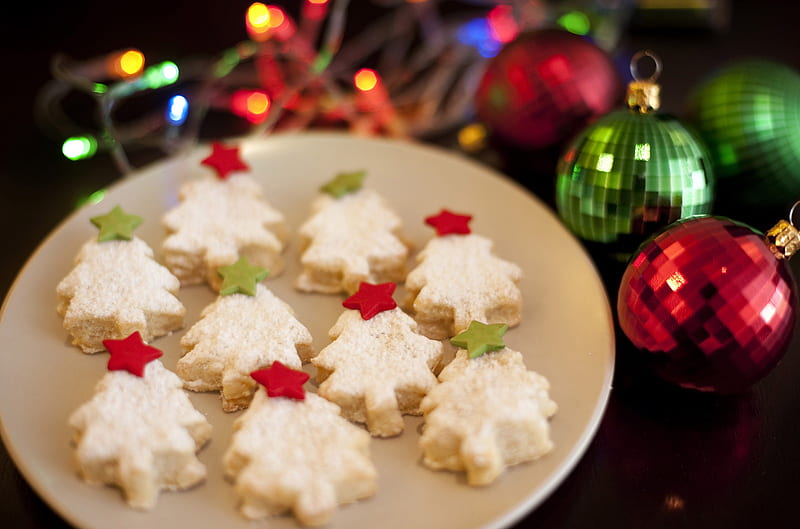 Holiday Biscuits, delicious, kookies, christmas, colored, globes, biscuits, lights, HD wallpaper
