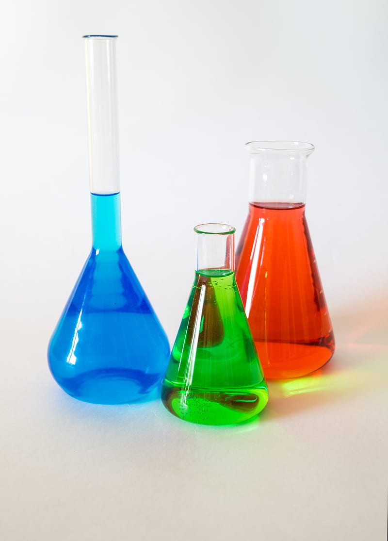 three assorted-color liquid-filled laboratory apparatuses, HD phone wallpaper