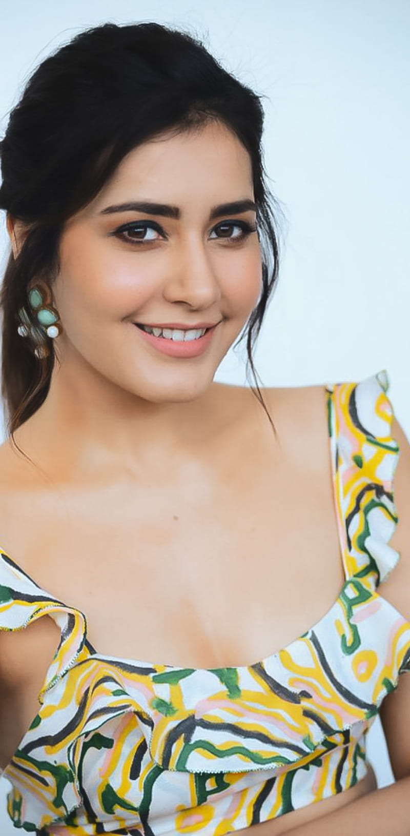 Raashi kanna, actress, bollywood, bollywood actress, kollywood, kollywood  actress, HD phone wallpaper | Peakpx