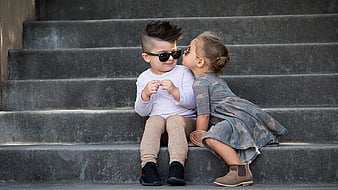 Cute Little Boy And Girl Couple On Stairs Couple, HD wallpaper | Peakpx