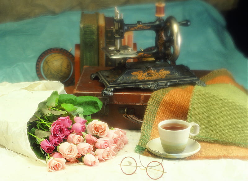 Still Life, pretty, colorful, rose, books, glasses, book, bonito, old, cup of tea, tea, graphy, flowers, beauty, lovely, colors, roses, suitcase, bouquet, cup, nature, HD wallpaper