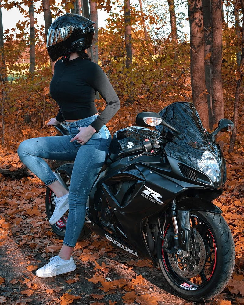 HD moto girl wallpapers