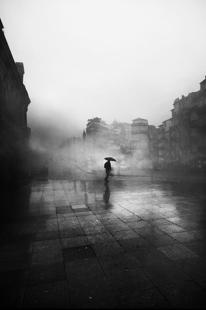 Black and White of Man with Umbrella, HD phone wallpaper