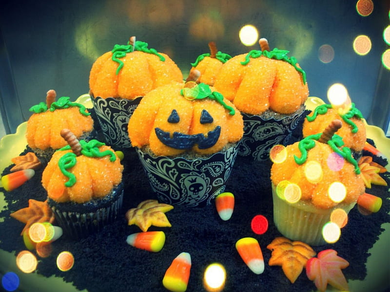 Halloween cupcakes, marzipan, autumn, orange, halloween, ginger, dessert, sweet, green, pumpkin, scary, face, corn, food, smile, leaf, cupcakes, funny, HD wallpaper