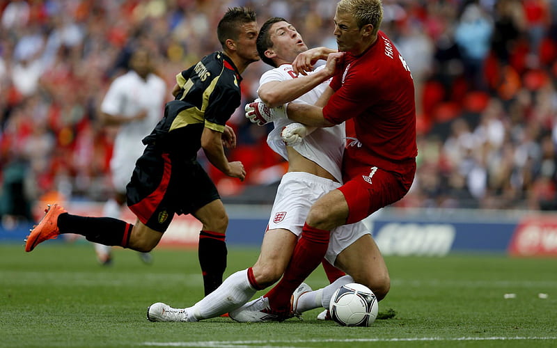 Injured England defender Cahill-Euro 2012, HD wallpaper