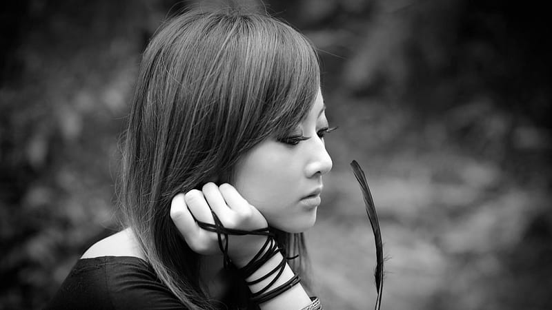 Thinking of Yღu, feeling, without you, black and white, os, bonito, miss, woman, thinking, missing, graphy, beauty, face, hop, gorgeous, HD wallpaper