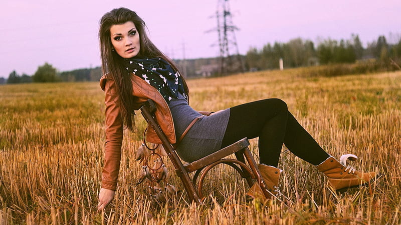Chair In The Field . ., female, models, boots, cowgirl, ranch, outdoors, women, brunettes, chair, western, style, field, HD wallpaper