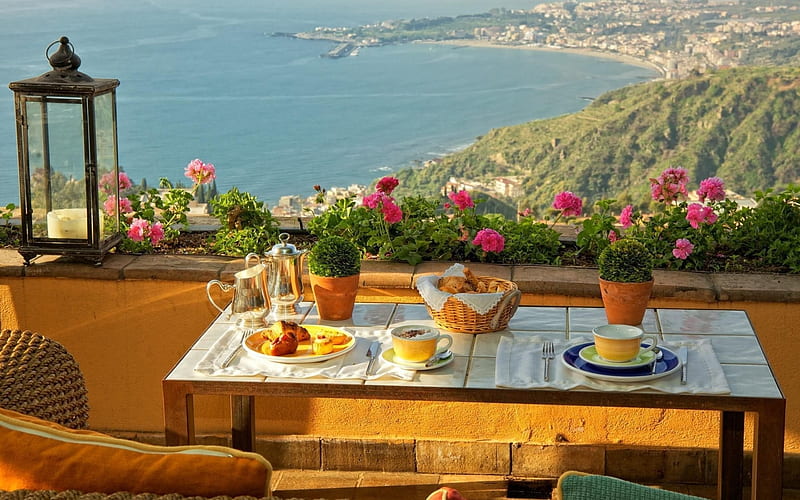 Sicily Italy Sunrise, sea, table, Sicily, lantern, ocean, balcony, Italy, breakfast, city, chairs, beauty, flowers, sunrise, HD wallpaper