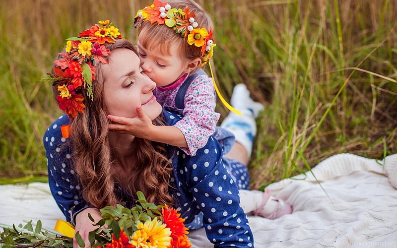 1,791 Mom Wallpaper Stock Photos, High-Res Pictures, and Images - Getty  Images