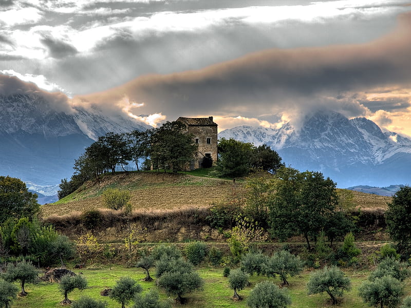 Between The Mountains, house, trees, sky, old, clouds, Abruzzo italy, mountains, nature, landscape, HD wallpaper