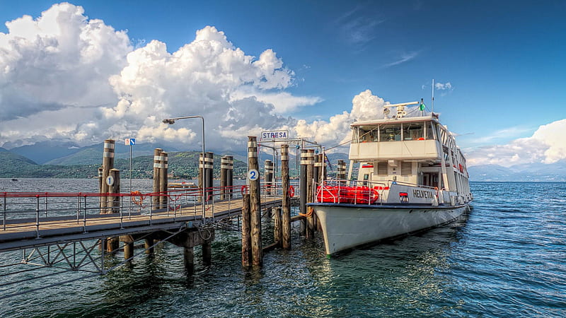 ferryboat docked on lake maggiore italy r, r, clouds, ferryboat, lake, docks, HD wallpaper