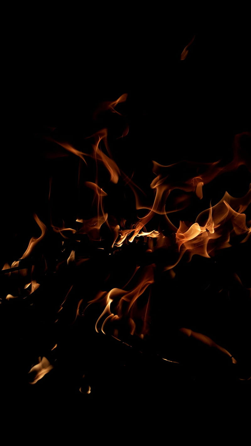 Fire night, skulls, flames, middle, black, red, yellow, dunkel, HD phone wallpaper