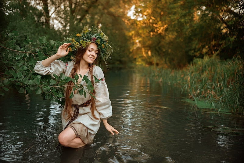 Happy Woman Wading in Creek, Crown, Sunliglht, Dress, Forest, Grass, Beige,  Happy, HD wallpaper | Peakpx