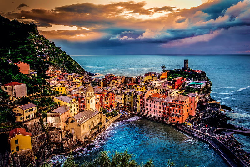 Vernazza, Amalfi Coast, mediterranean, houses, village, clouds, sky, italy, sea, HD wallpaper