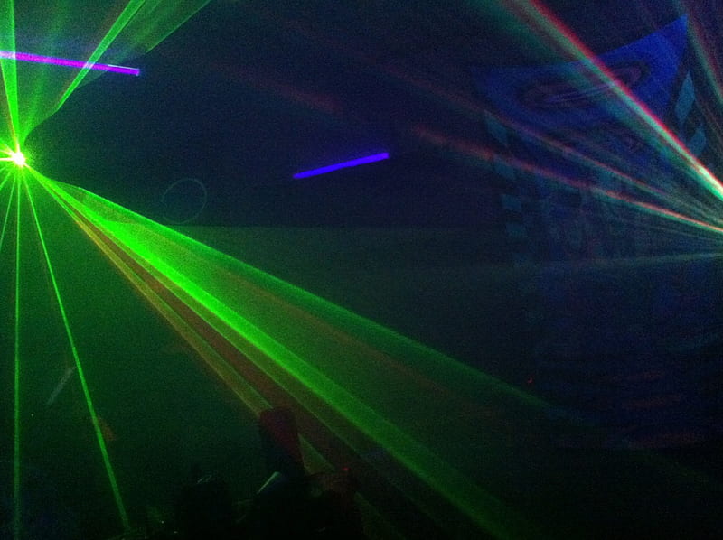 laser beam@o-ravers homeparty, psytrance, deco, psychedelictrance, laser, light, HD wallpaper