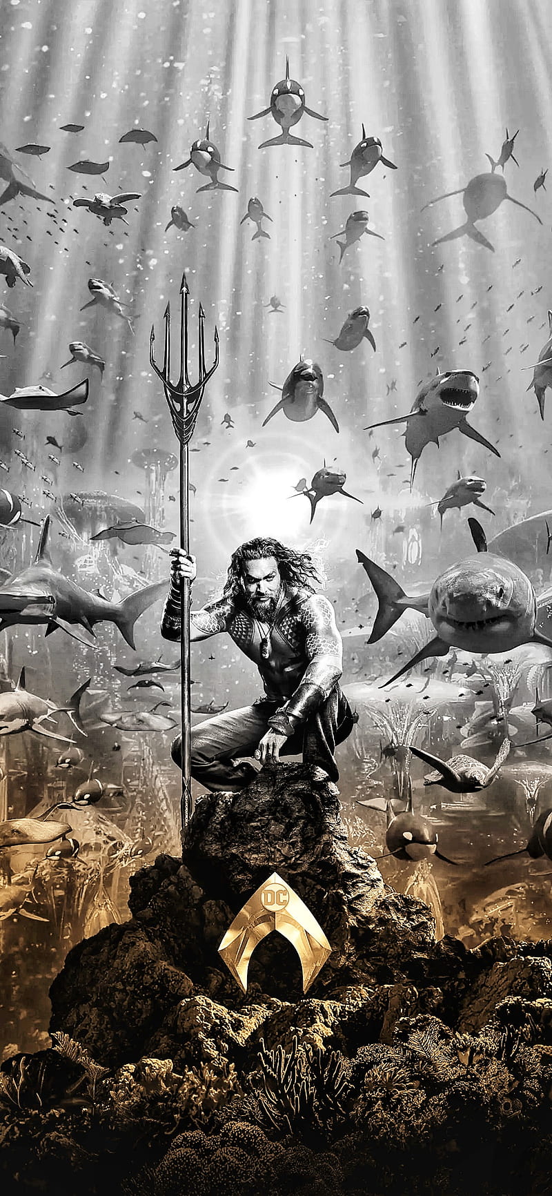 Aquaman golden sea, black and white, comics, dark, dc, fish, gold, gryscale, under the sea, guerra, HD phone wallpaper