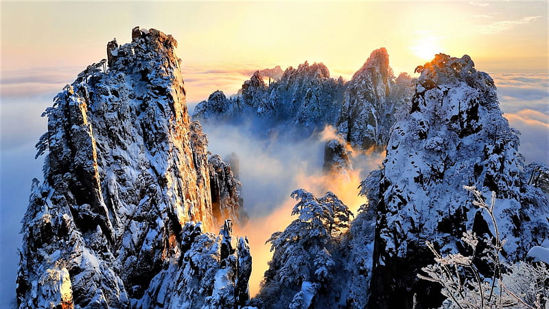 Beyond the Clouds, clouds, China, Huangshan mountains, winter, HD wallpaper