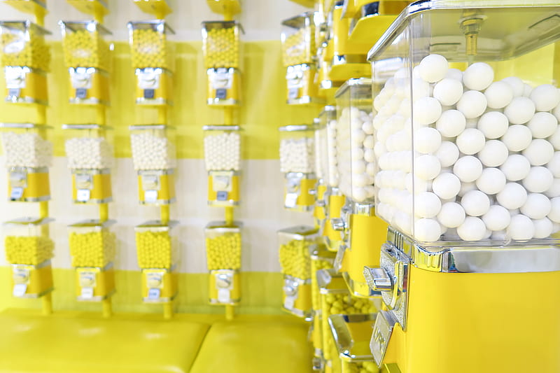 yellow candy dispenser filled with white candies, HD wallpaper