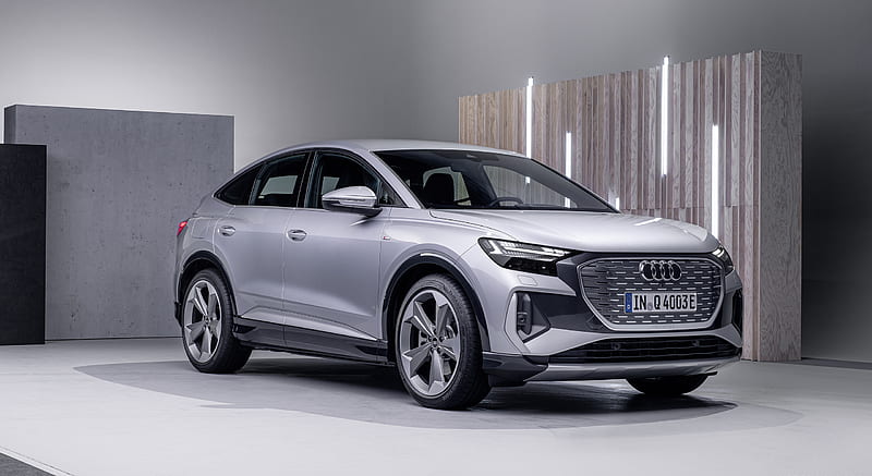 2022 Audi Q4 Sportback e-tron Color: (Florett Silver) - Front Three ...