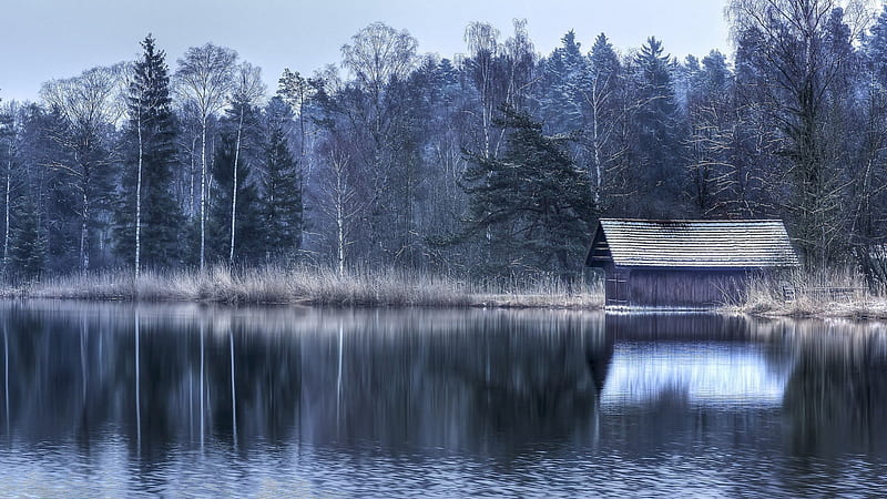 boathouse on a beautiful lake, forest, reflection, lake, boathouse, HD wallpaper