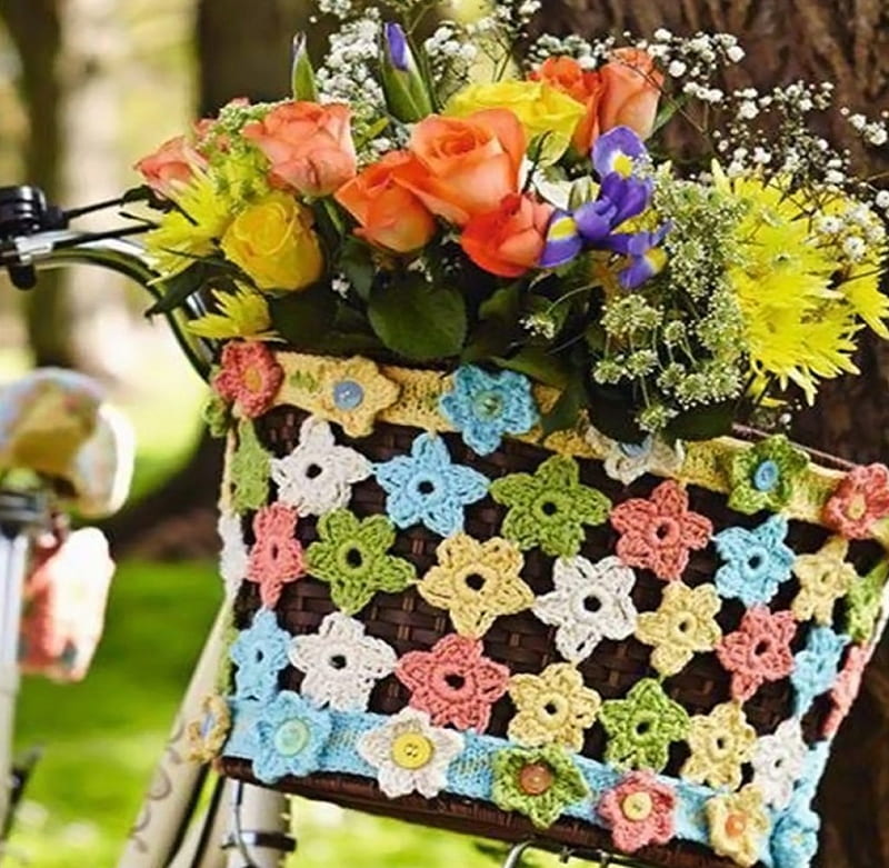 A beautiful bike, decoration, basket, flowers, bikes, roses, HD wallpaper