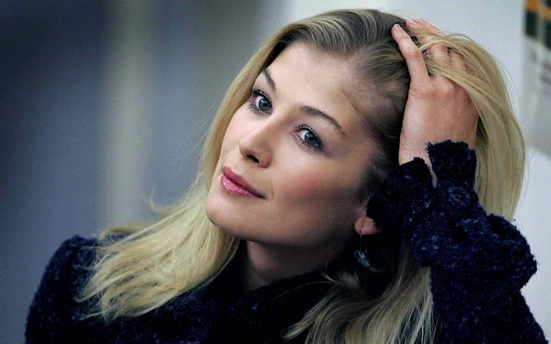 Picture rosamund pike hot 