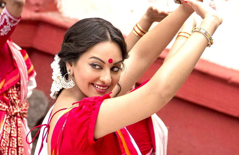 Sonakshi Sinha, Movie, Dance, India, Saree, HD wallpaper | Peakpx