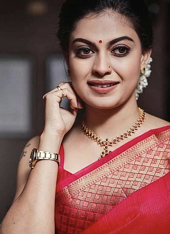 Anusree surprises fans with stunning makeover, pics go viral, Actress  Anusree makeover