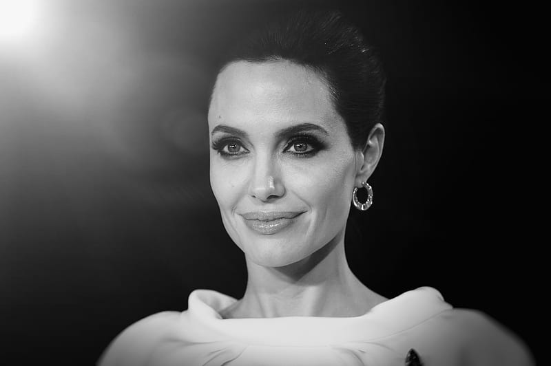 Angelina Jolie 2017, angelina-jolie, celebrities, girls, monochrome, black-and-white, HD wallpaper