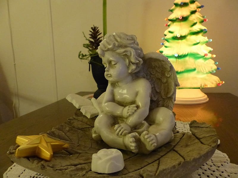 Angel, table, christmas, christmas-tree, figure, colors, star, HD wallpaper