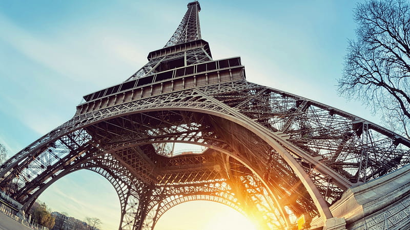 Upward View Of Paris Eiffel Tower With Sunbeam Travel, HD wallpaper