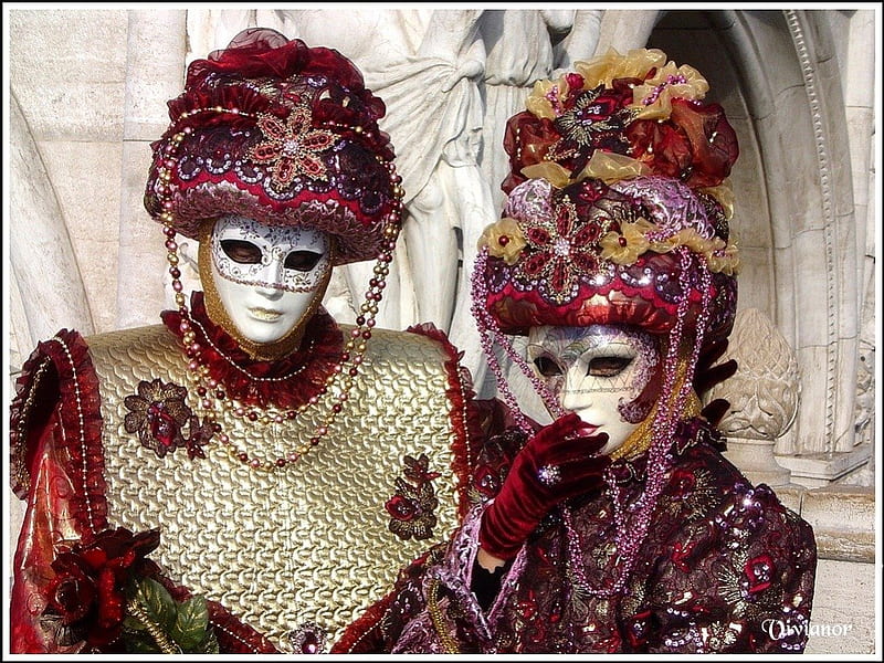 Carnival in Venise, Italy #1, costumes, venise, roses, carnival, fans, masks, masques, flowers, fashion, italy, HD wallpaper