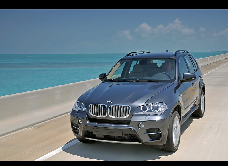 2011 BMW X5 xDrive40d - Front Angle View, car, HD wallpaper