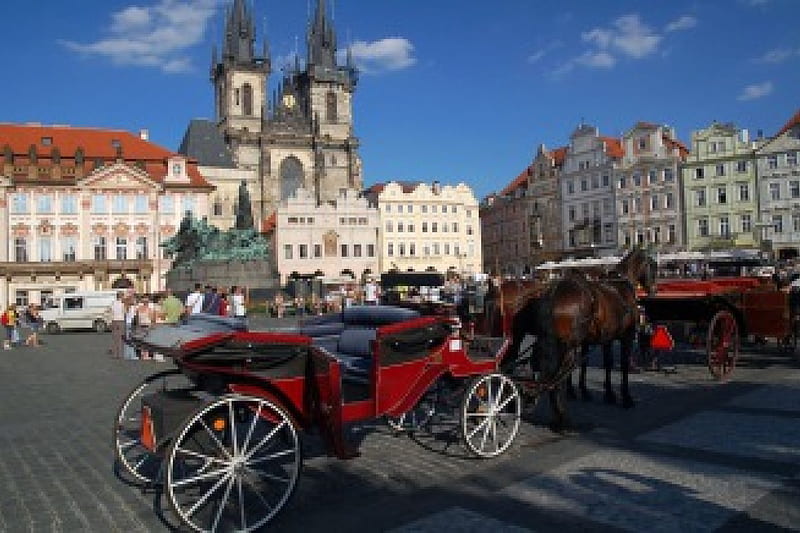 Center of Prague, tourists, ancient, czech, place, church, horses, historic, city, capital, HD wallpaper