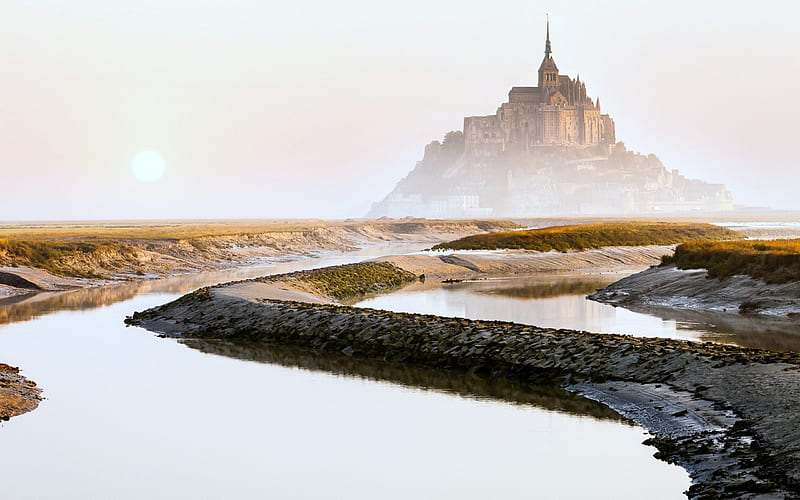 Morning Fog at Mont St. Michel, France, architecture, nature, foggy, france, HD wallpaper