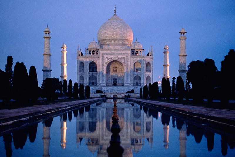 Taj Mahal at night Wallpaper 4k Ultra HD ID2632