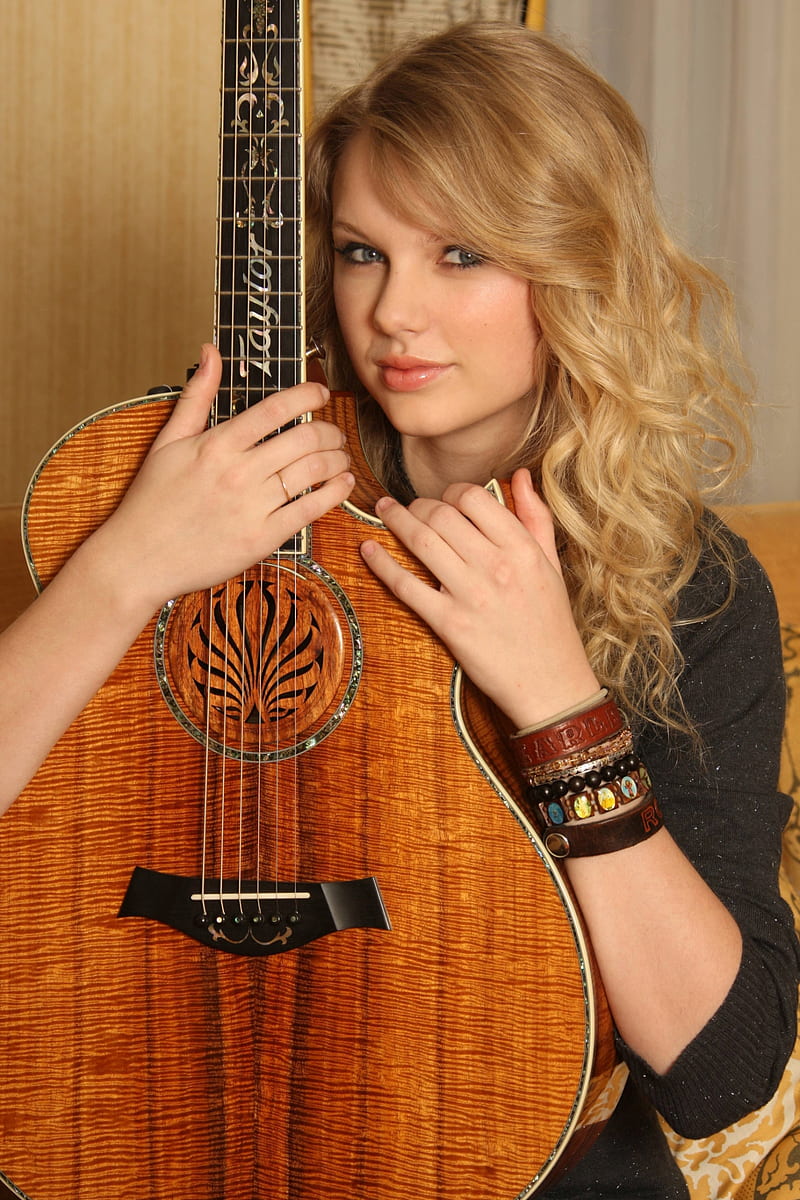 Taylor Swift, women, blue eyes, blonde, singer, guitar, looking at viewer, HD phone wallpaper