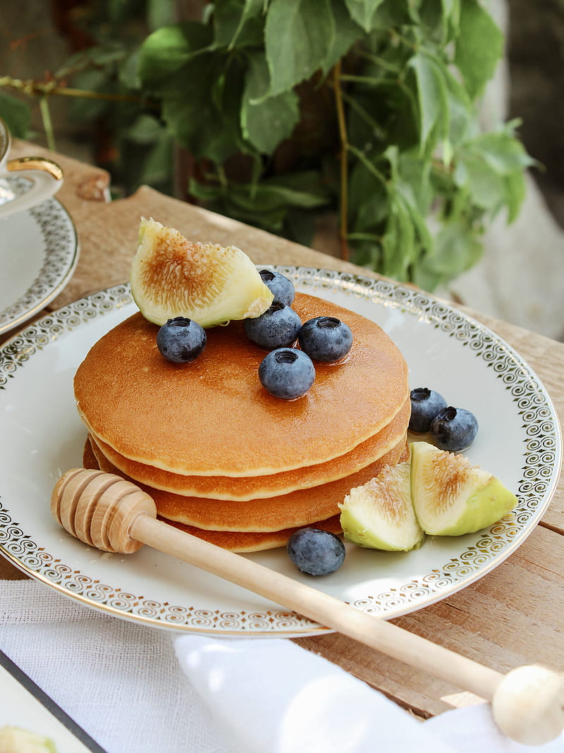 pancakes, figs, pastries, blueberries, plate, HD phone wallpaper