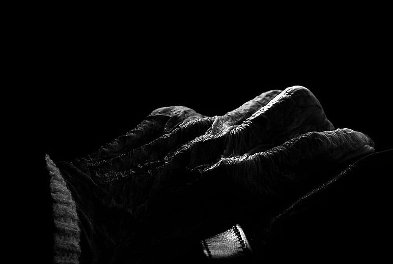 Old hand, 3d, graphy, old age, black, hand, white, abstract, old, HD wallpaper