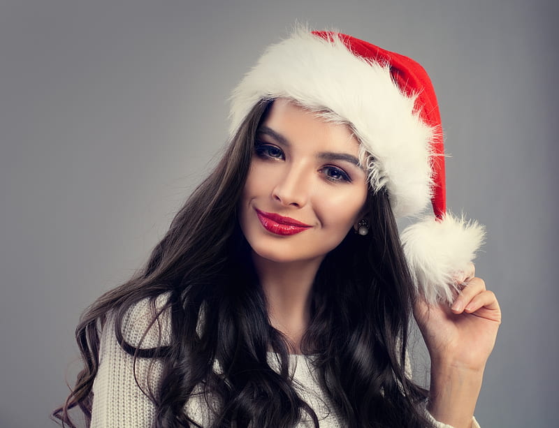 Christmas beauty, red, model, christmas, woman, hat, brunette, santa, girl, hand, face, HD wallpaper